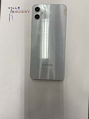 Téléphone Samsung gris-bleu